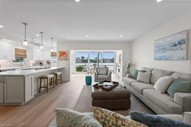 $10,000 | 3400 Gulf Shore Boulevard North, Unit K2, Naples, FL 34103