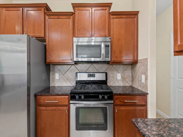 $2,350 | 19407 Midnight Glen Drive, Cypress, TX 77429