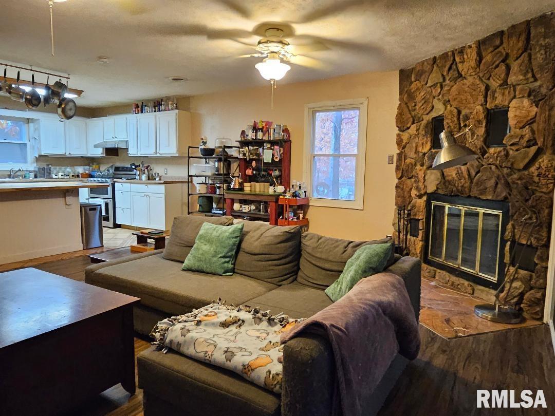 11130 Catatoga Drive Shipman, IL 62685 - Photo 27 of 64