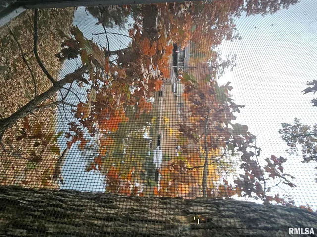 $218,000 | 11130 Catatoga Drive, Shipman, IL 62685