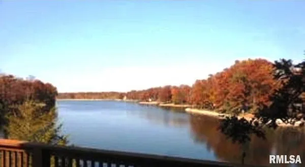 $215,000 | 11130 Catatoga Drive, Shipman, IL 62685