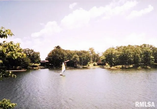 $218,000 | 11130 Catatoga Drive, Shipman, IL 62685