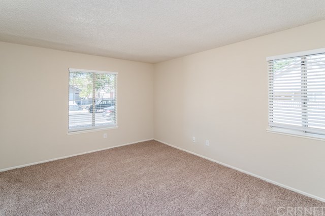 2027 Cape Cod Lane Palmdale, CA 93550 - Photo 11 of 18