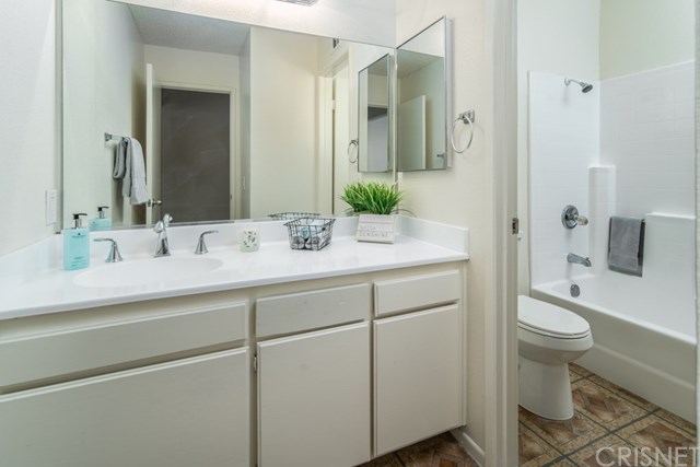 2027 Cape Cod Lane Palmdale, CA 93550 - Photo 12 of 18