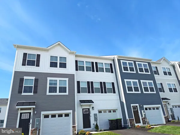 $2,350 | 123 Lakota Street, Winchester, VA 22602