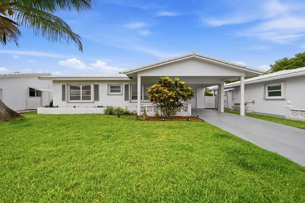 $349,900 | 8410 Northwest 59th Place, Tamarac, FL 33321