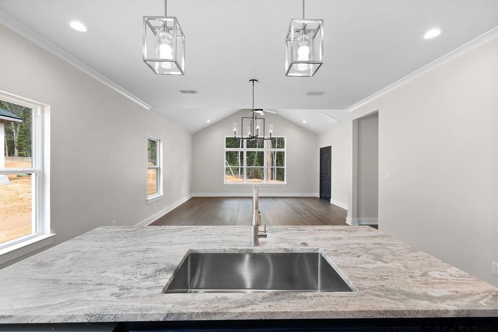 345 Perdanales Bullard, TX 75757 - Photo 8 of 35