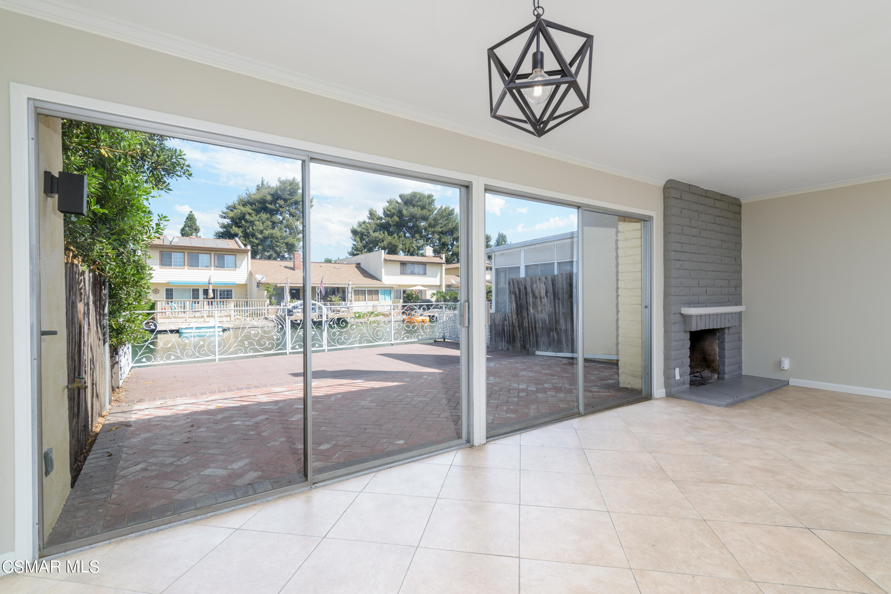 1667 Edgewater Lane Camarillo, CA 93010 - Photo 2 of 32 a view of an entryway with a livingroom