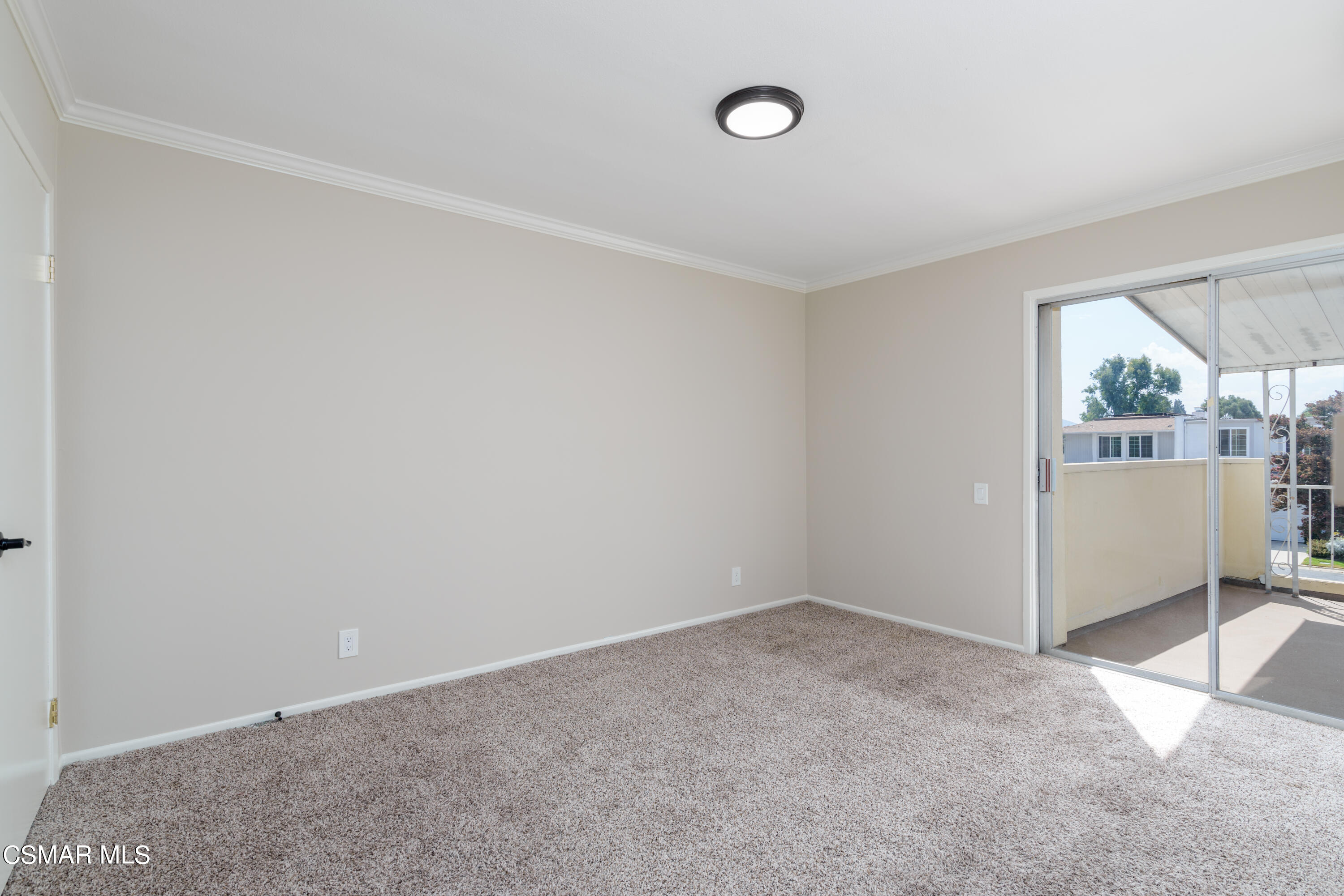 1667 Edgewater Lane Camarillo, CA 93010 - Photo 22 of 32 an empty room with a window