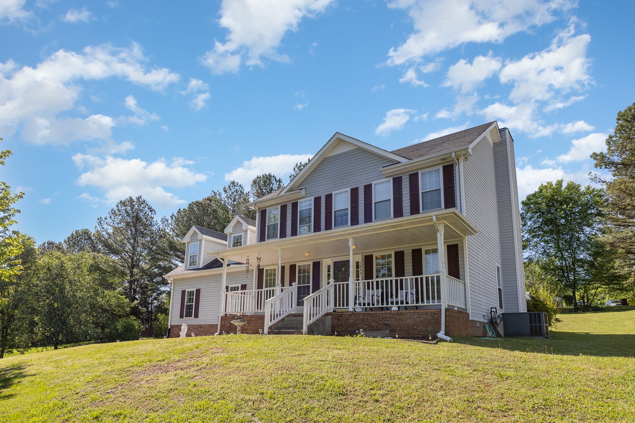 1833 Springs Inn Road Clarksville, TN 37043 - Photo 2 of 29 Gallery Image 2