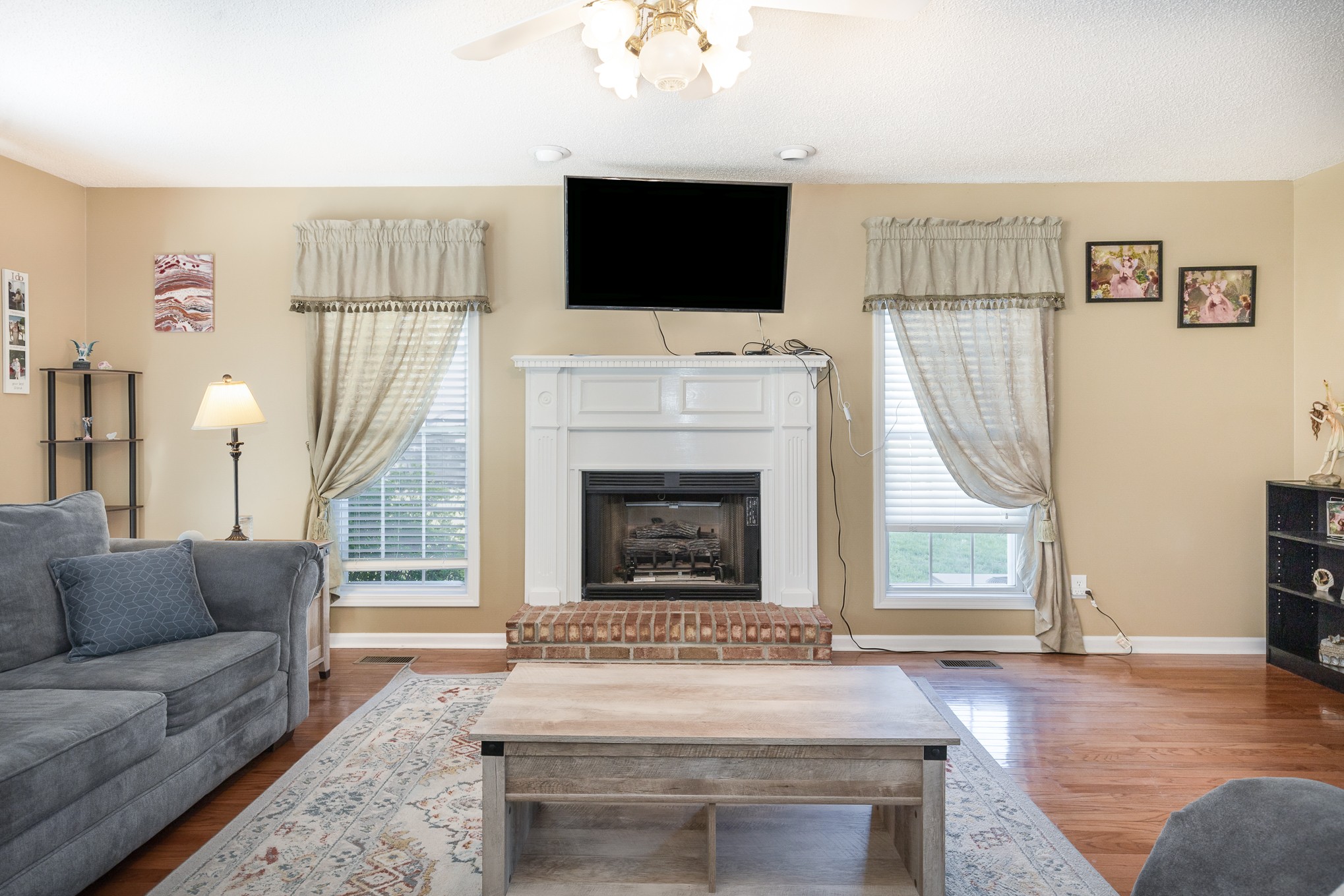 1833 Springs Inn Road Clarksville, TN 37043 - Photo 6 of 29 Gallery Image 6