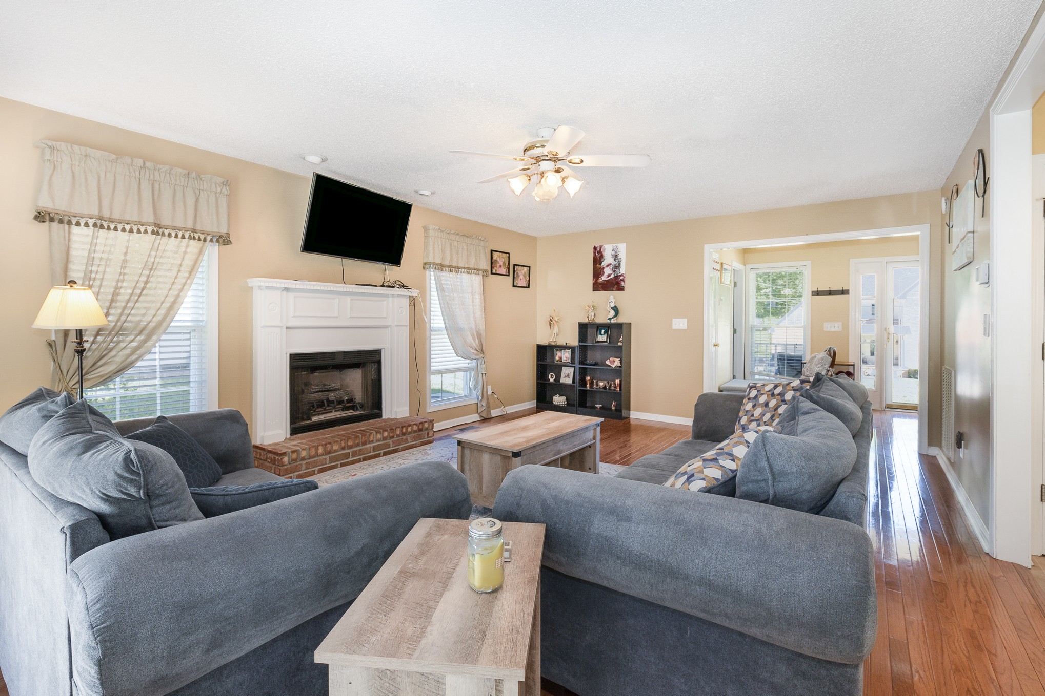 1833 Springs Inn Road Clarksville, TN 37043 - Photo 7 of 29 Gallery Image 7