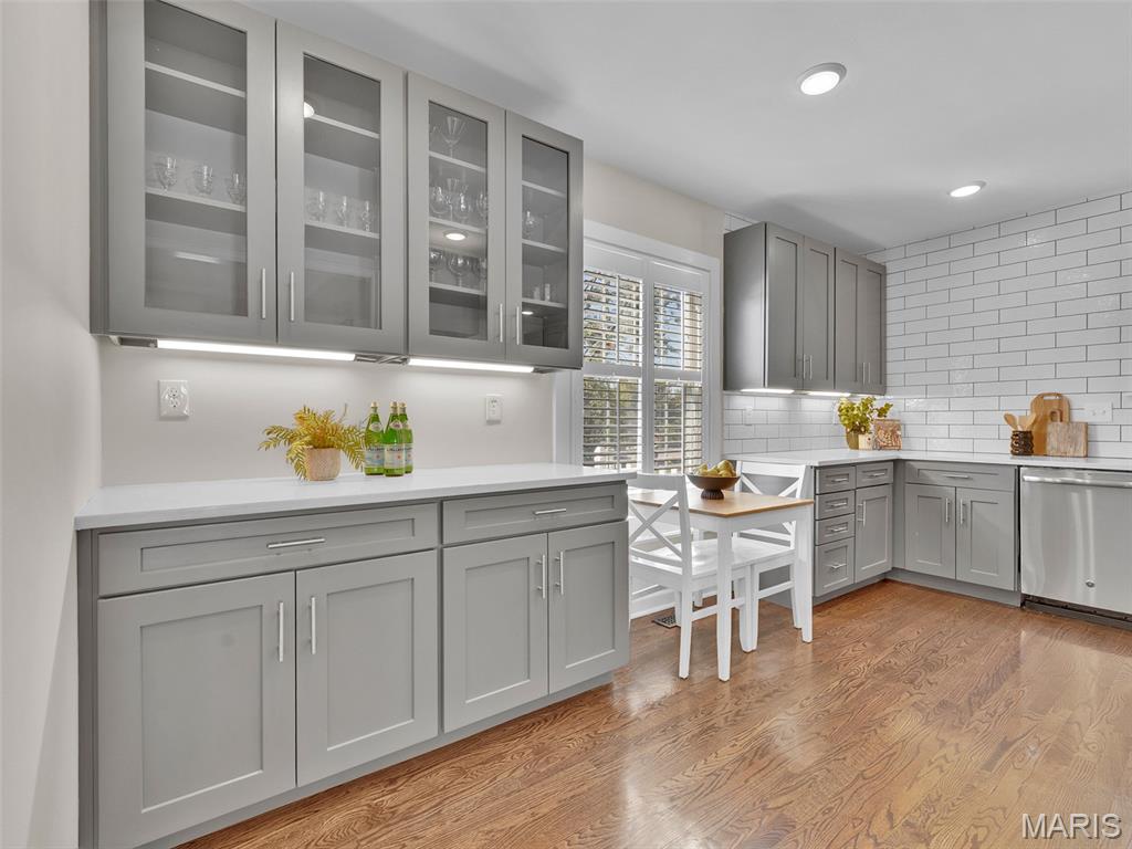 1154 South Berry Road Webster Groves, MO 63119 - Photo 11 of 27 Gallery Image 11