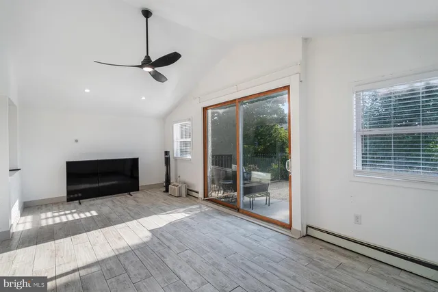 $2,300 | 102 East Boat Drive, Little Egg Harbor, NJ 08087