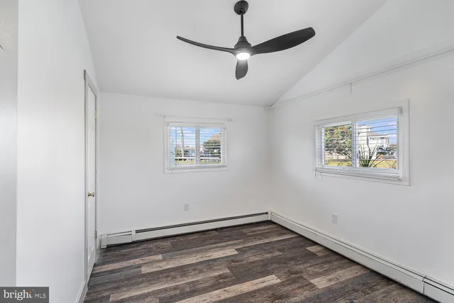 $2,300 | 102 East Boat Drive, Little Egg Harbor, NJ 08087