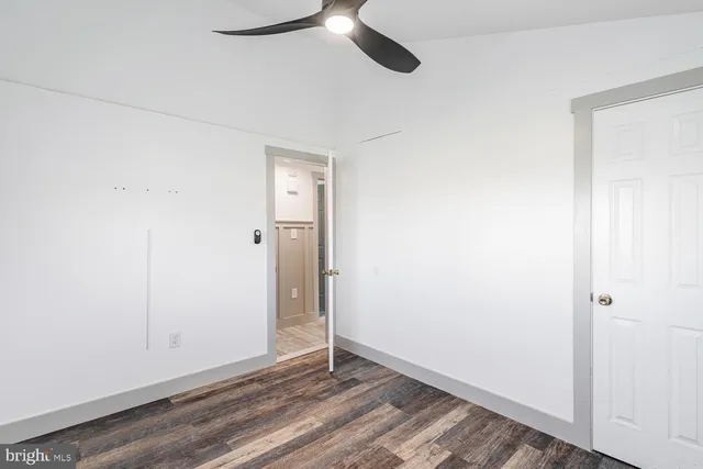 $2,300 | 102 East Boat Drive, Little Egg Harbor, NJ 08087