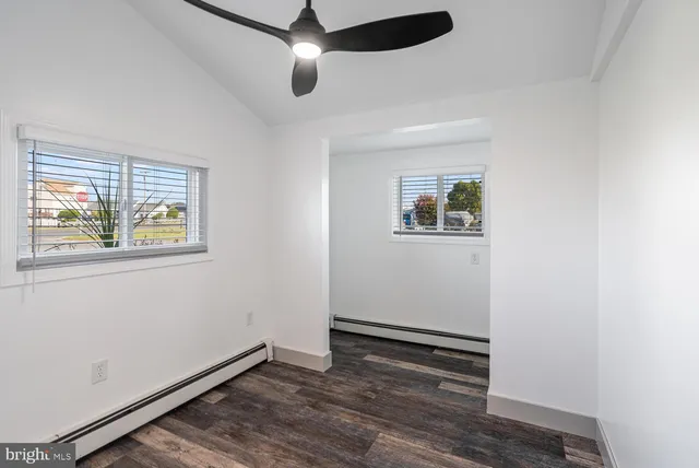 $2,300 | 102 East Boat Drive, Little Egg Harbor, NJ 08087