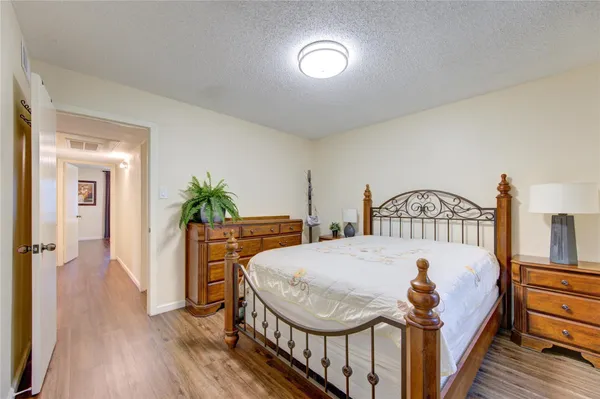 $1,500 | 1901 South Voss Road, Unit 4, Houston, TX 77057