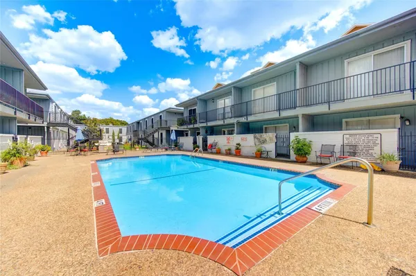 $1,500 | 1901 South Voss Road, Unit 4, Houston, TX 77057