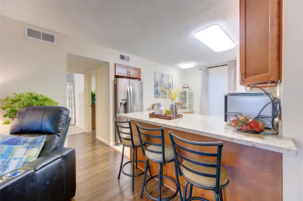 $1,500 | 1901 South Voss Road, Unit 4, Houston, TX 77057