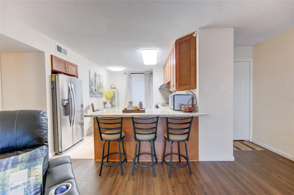 $1,500 | 1901 South Voss Road, Unit 4, Houston, TX 77057