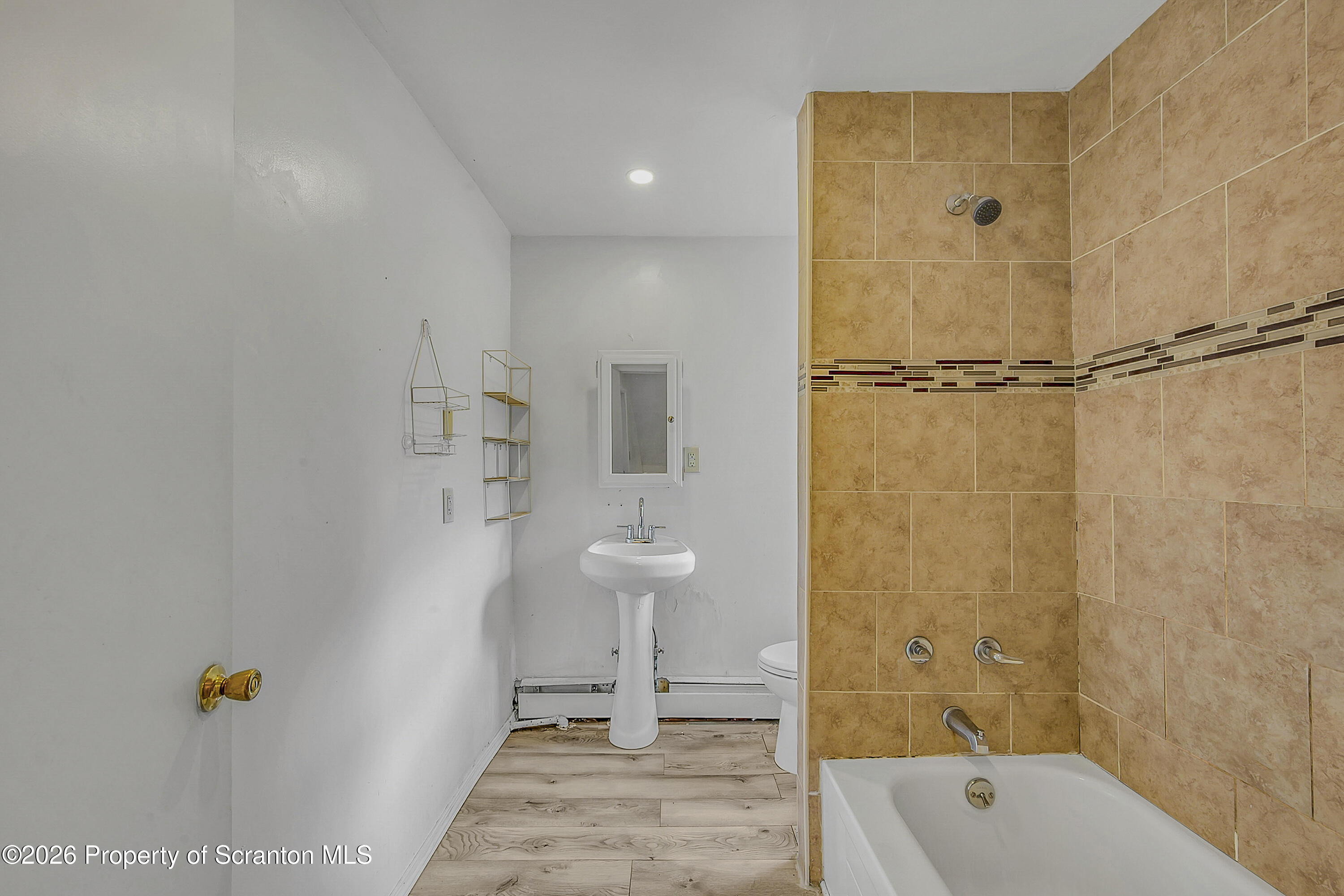 266 Rutter Avenue, Unit 2 Kingston, PA 18704 - Photo 8 of 12 Rutter_-11