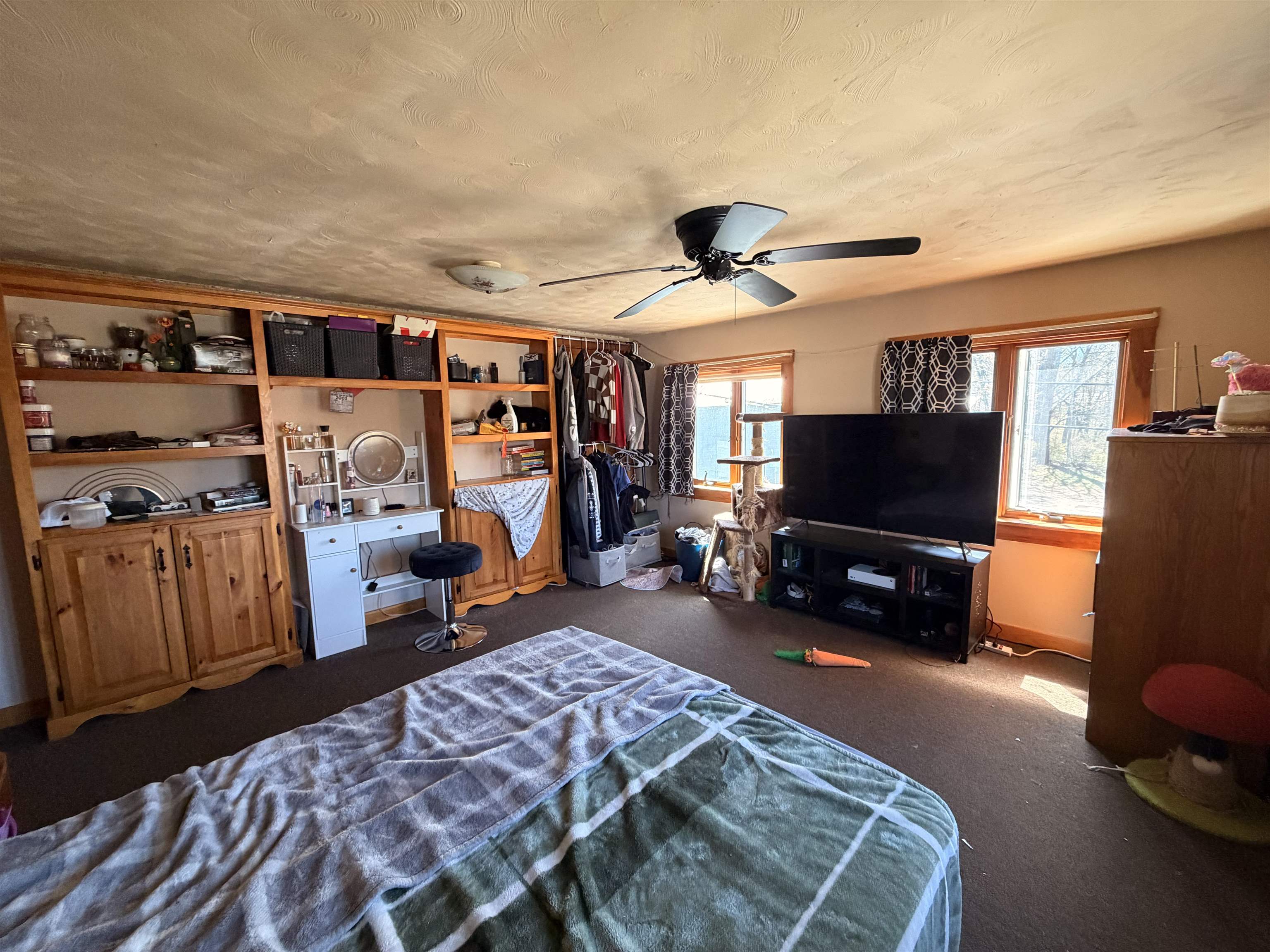 12 Mechanic Street Winchester, NH 03470 - Photo 13 of 36