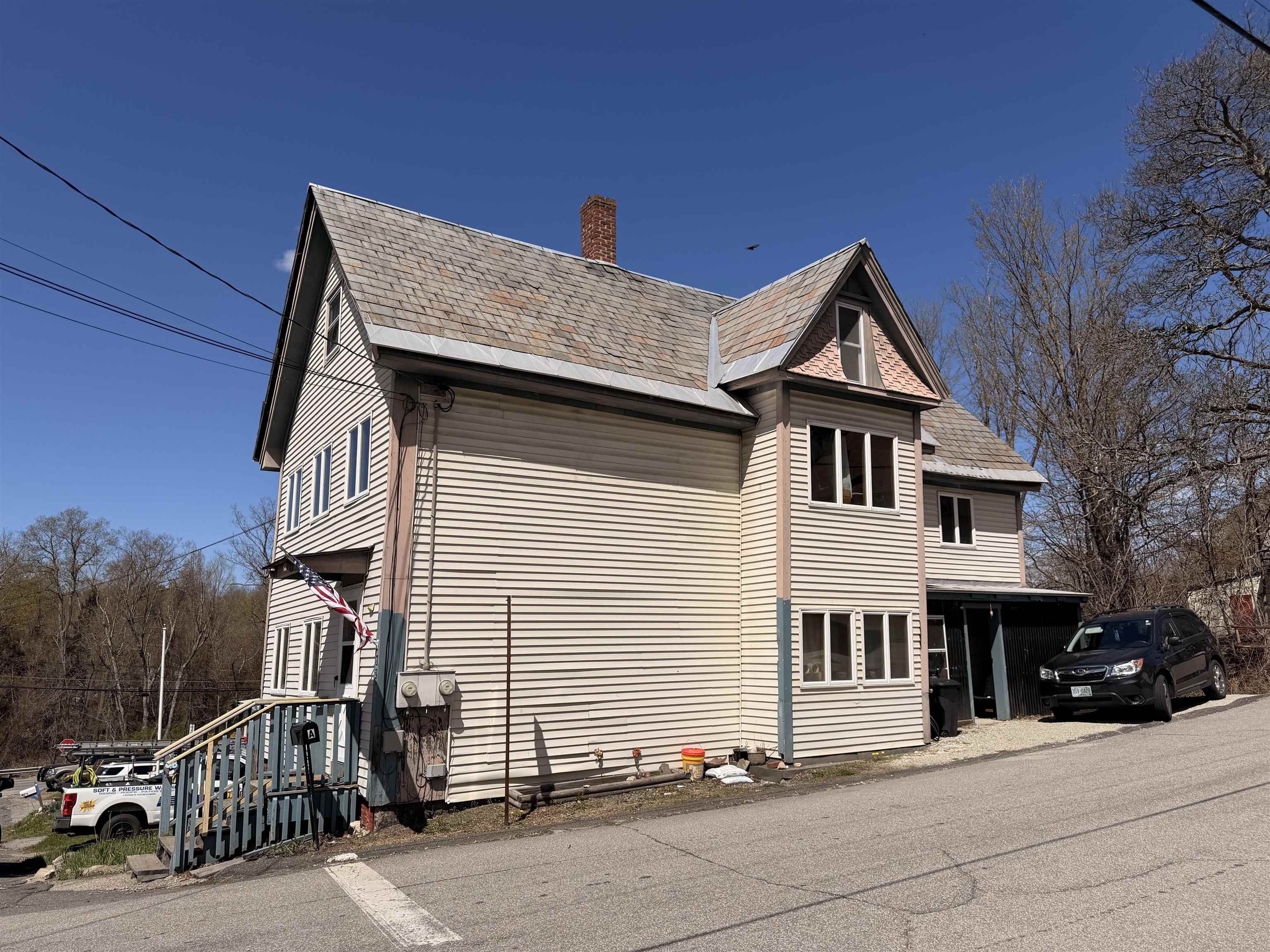 12 Mechanic Street Winchester, NH 03470 - Photo 3 of 36