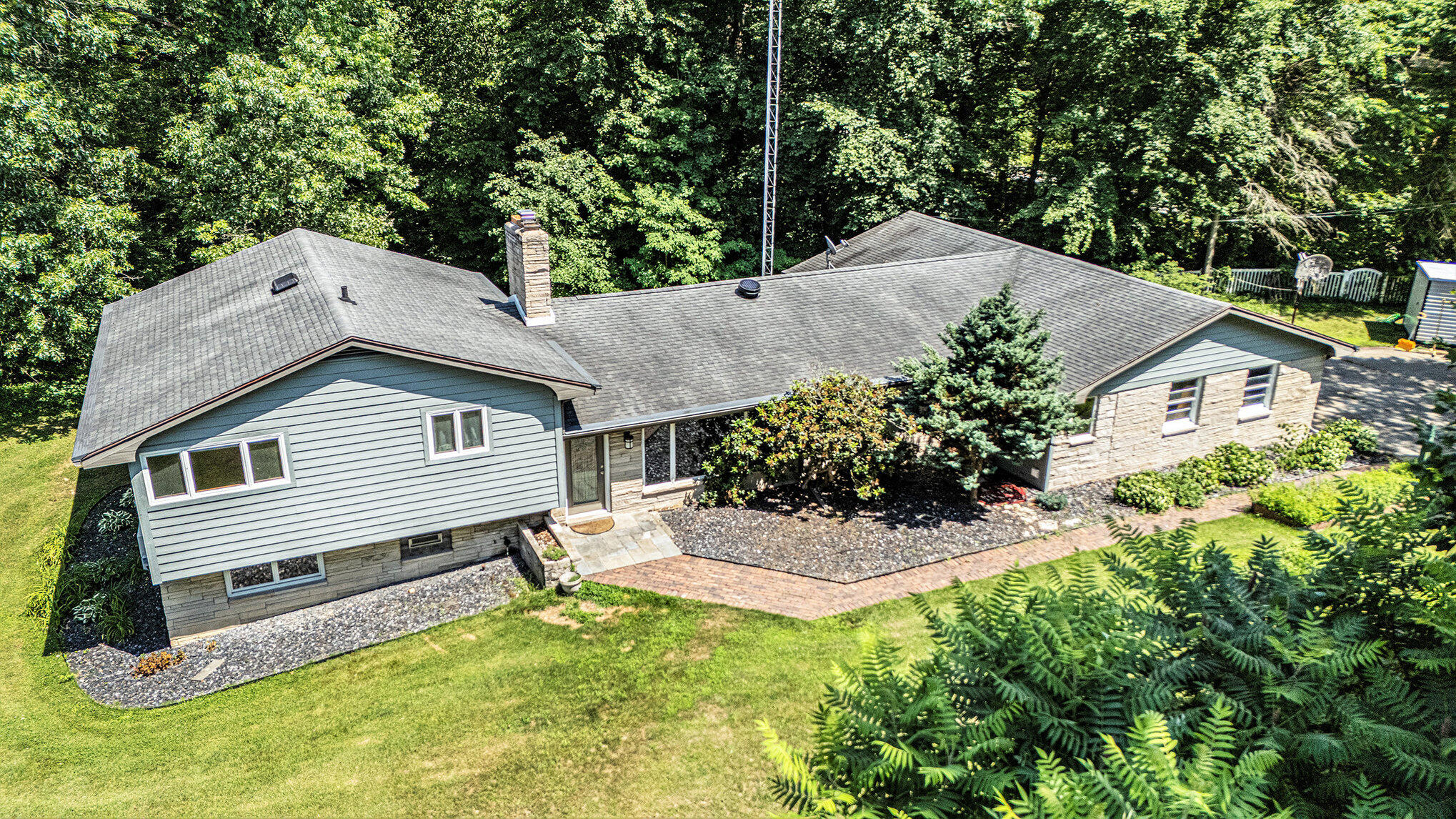 929 North Park Road Benton Harbor, MI 49022 - Photo 2 of 29 029_dji_20250702152749_0185_d_66