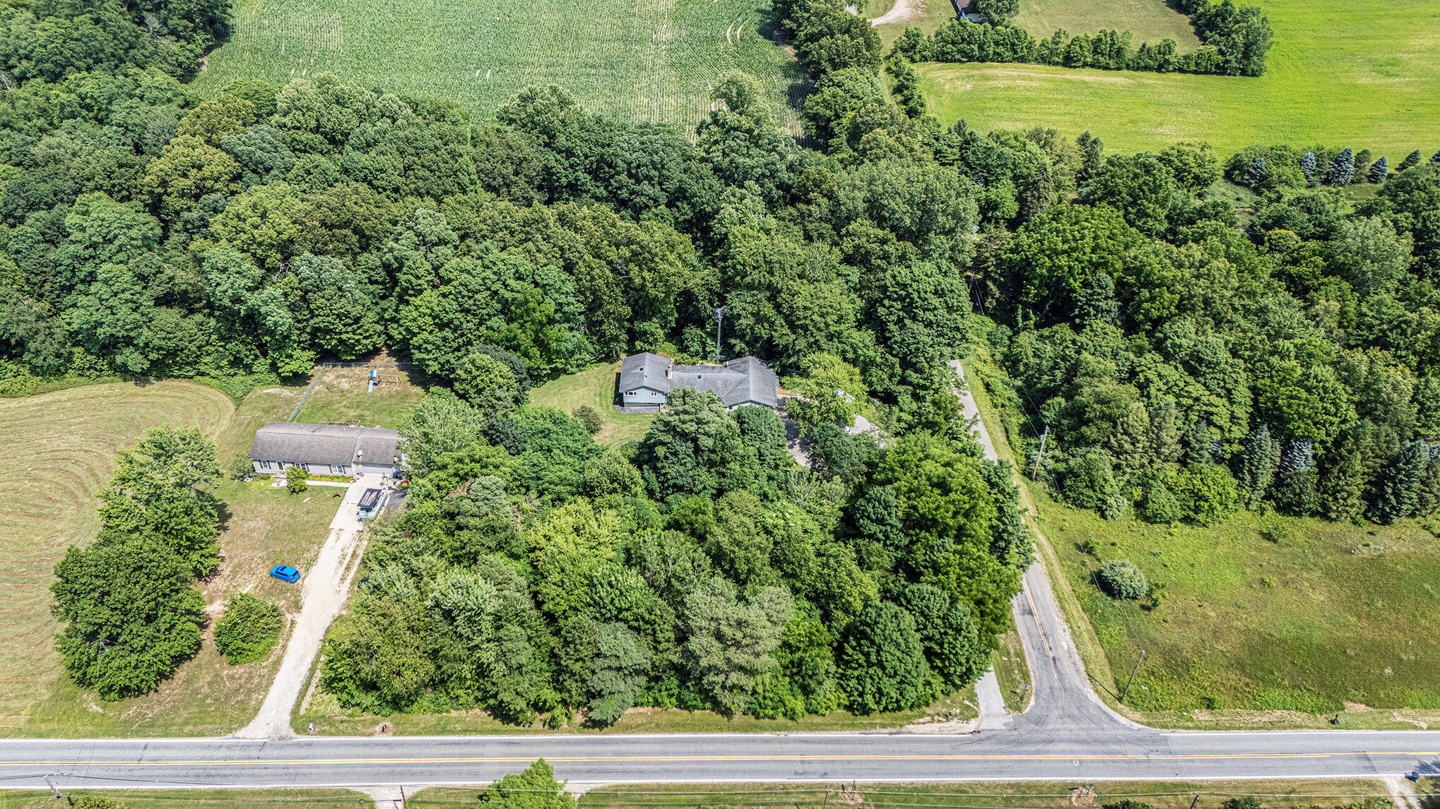 929 North Park Road Benton Harbor, MI 49022 - Photo 29 of 29 027_file_522