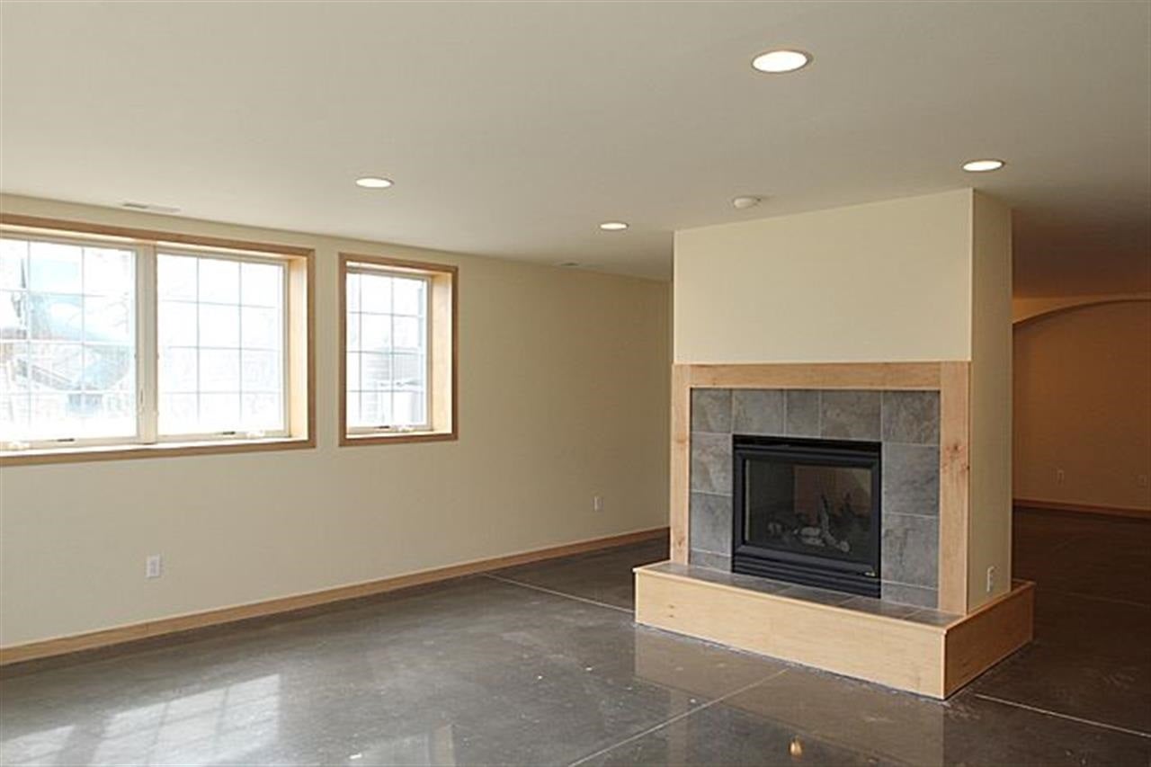 1610 North Dubuque Road Iowa City, IA 52245 - Photo 19 of 25 Gallery Image 19