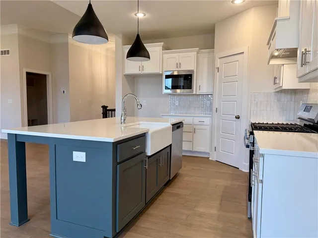 $649,950 | 19455 West 114th Terrace, Olathe, KS 66061