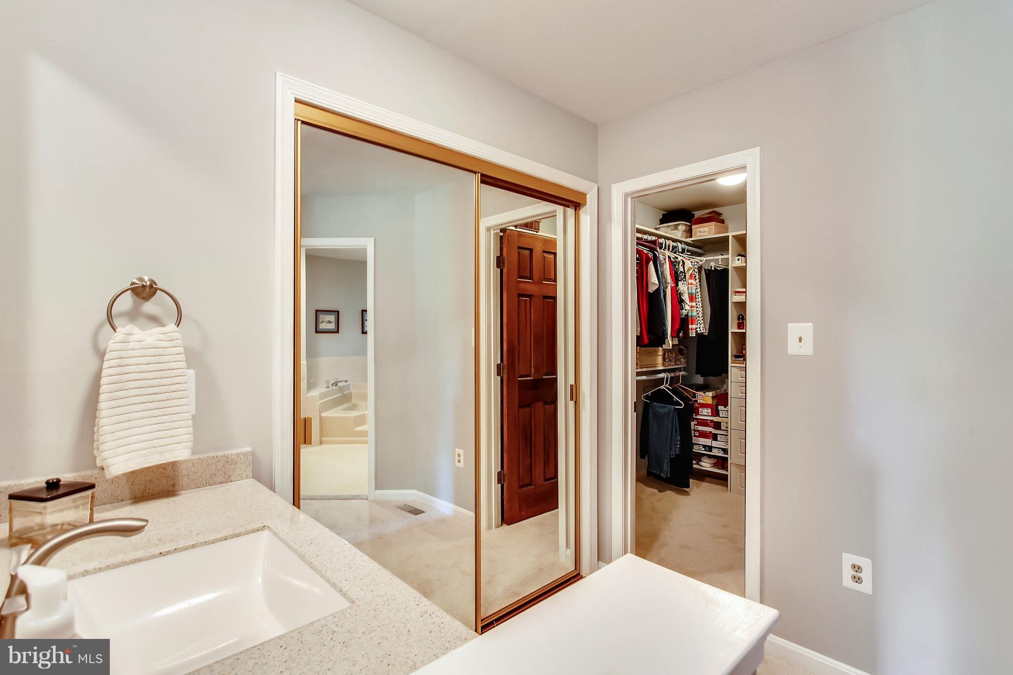 11887 Fawn Ridge Lane Reston, VA 20194 - Photo 20 of 27 Walk-in closet and separate vanity