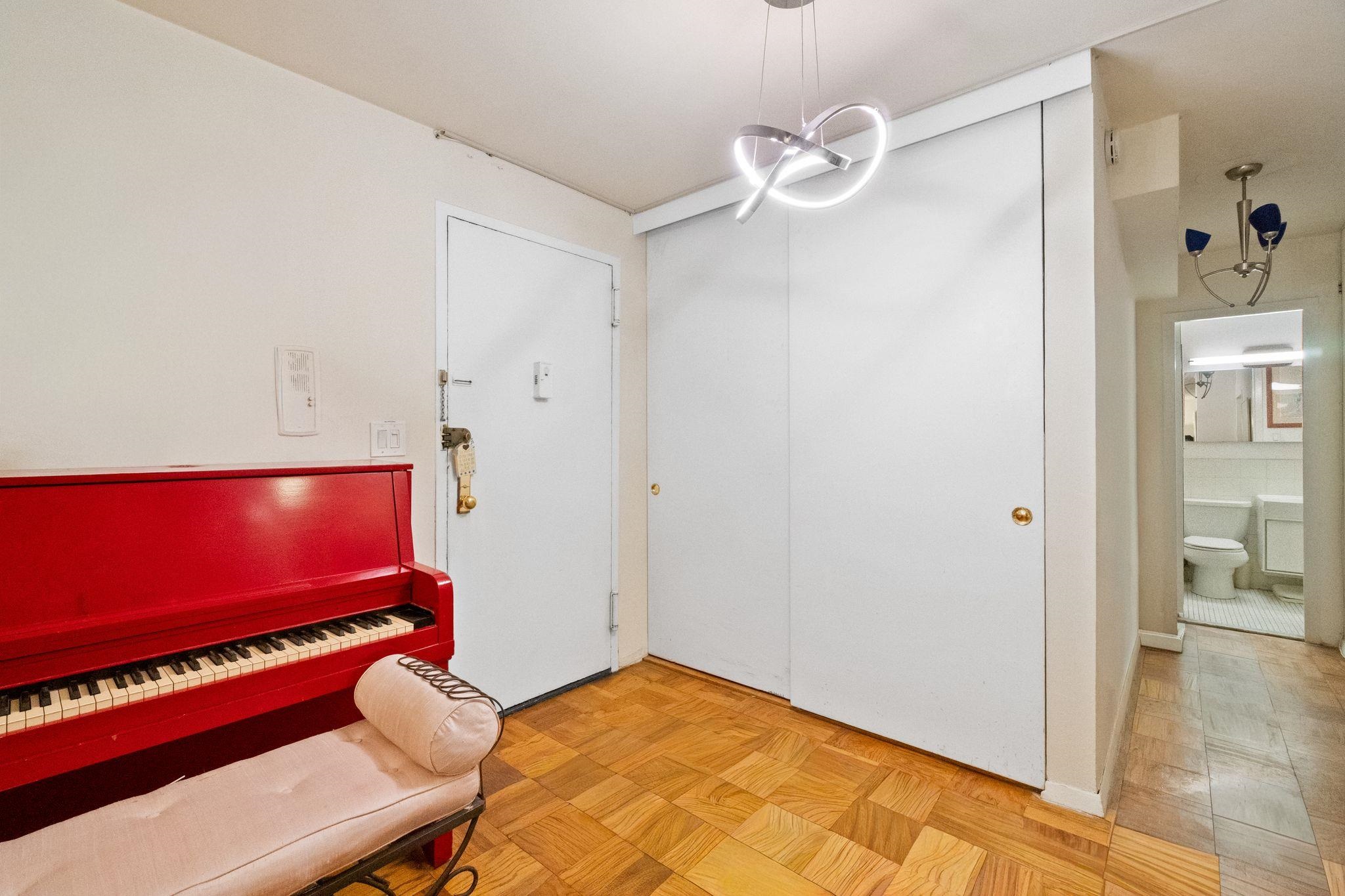 6600 Boulevard East, Unit 4H West New York, NJ 07093 - Photo 4 of 30