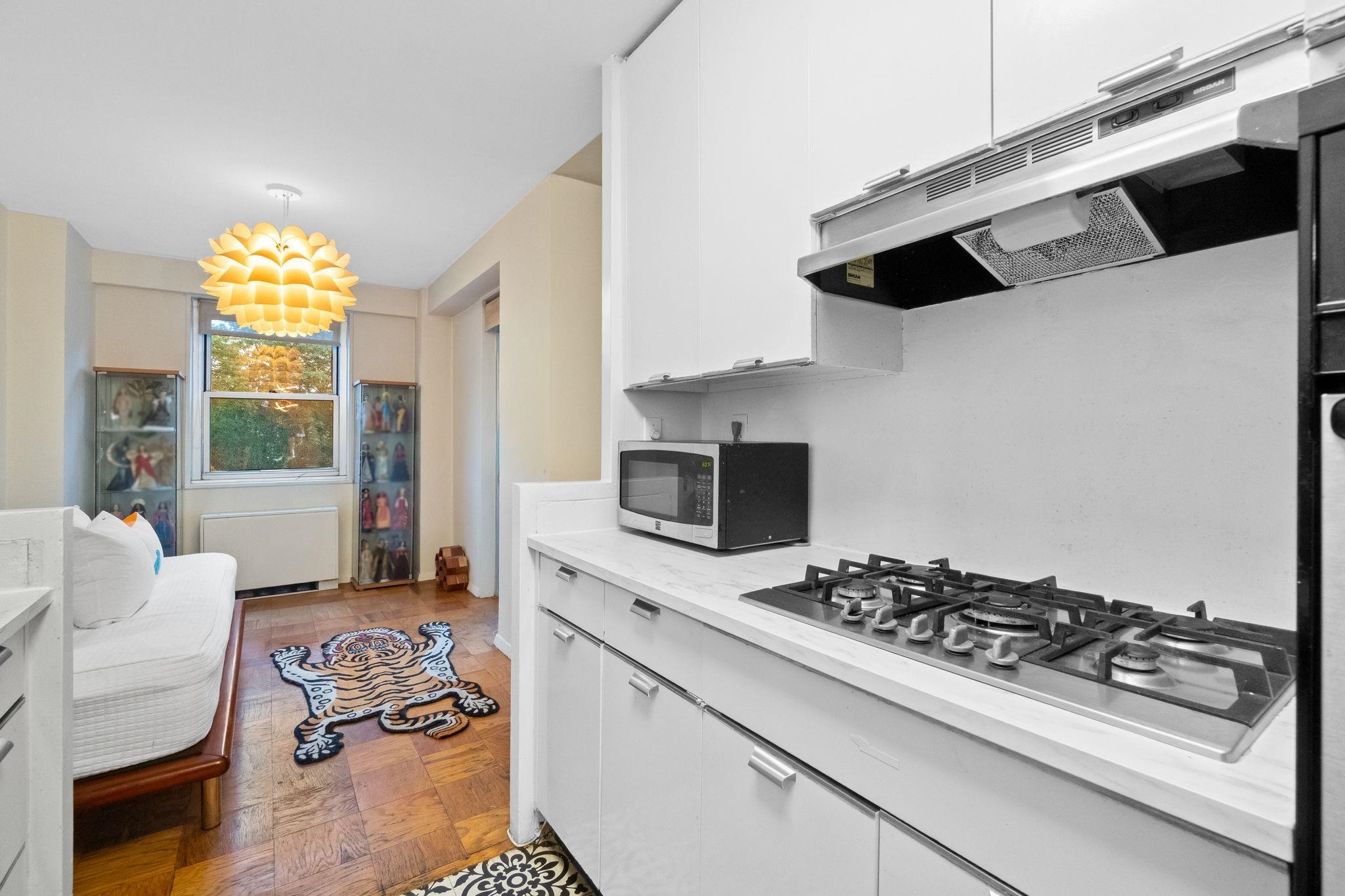 6600 Boulevard East, Unit 4H West New York, NJ 07093 - Photo 8 of 30