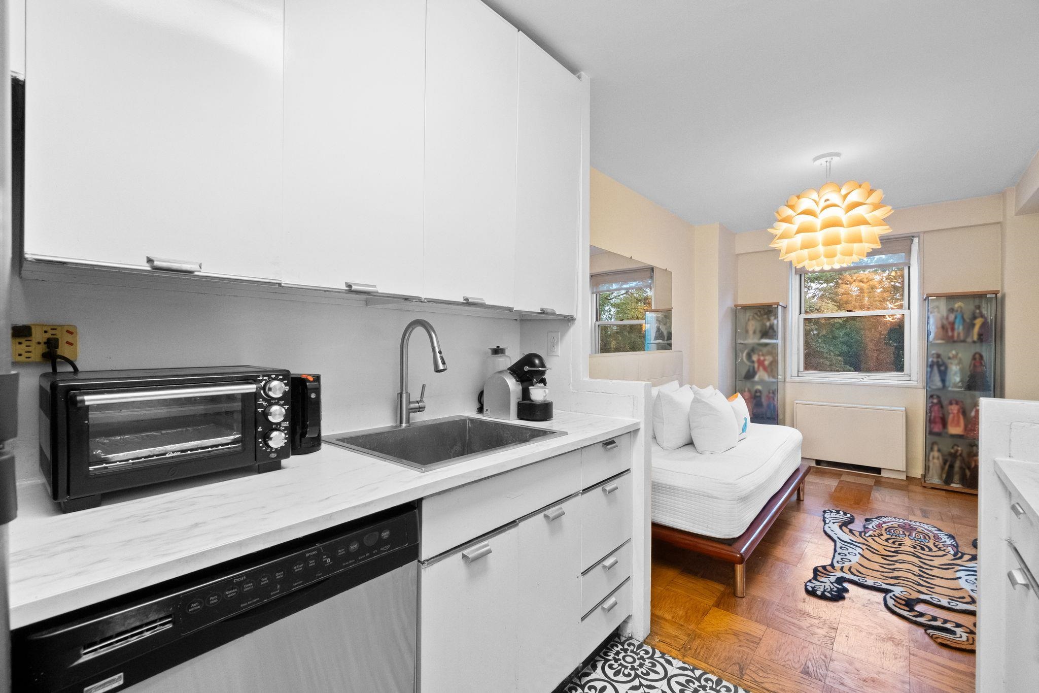 6600 Boulevard East, Unit 4H West New York, NJ 07093 - Photo 9 of 30