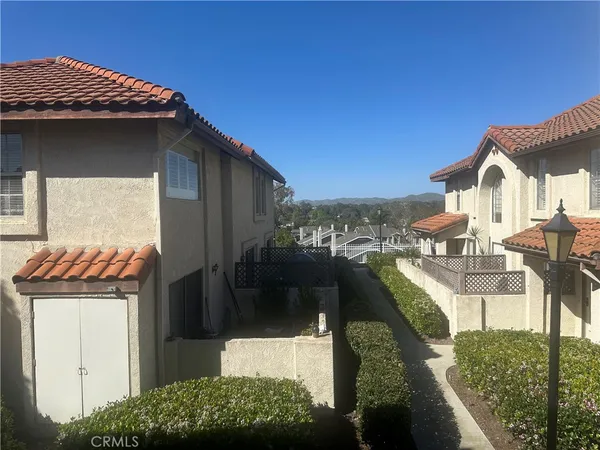 $1,199 | 26165 La Real, Mission Viejo, CA 92691