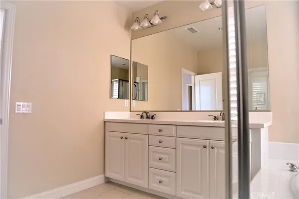 $5,350 | 56 Twin Gables, Irvine, CA 92620