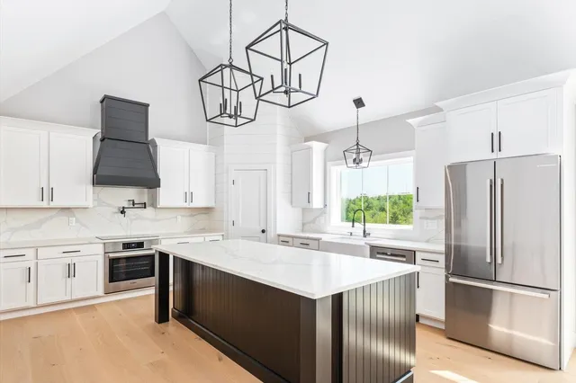 $799,000 | 60 Roberts Drive, Unit 8, Jaffrey, NH 03452