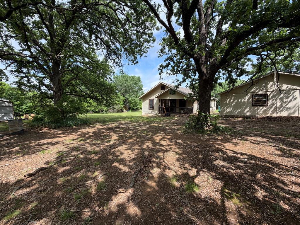 2512 Timber Road Burleson, TX 76028 - Photo 9 of 25 Gallery Image 9