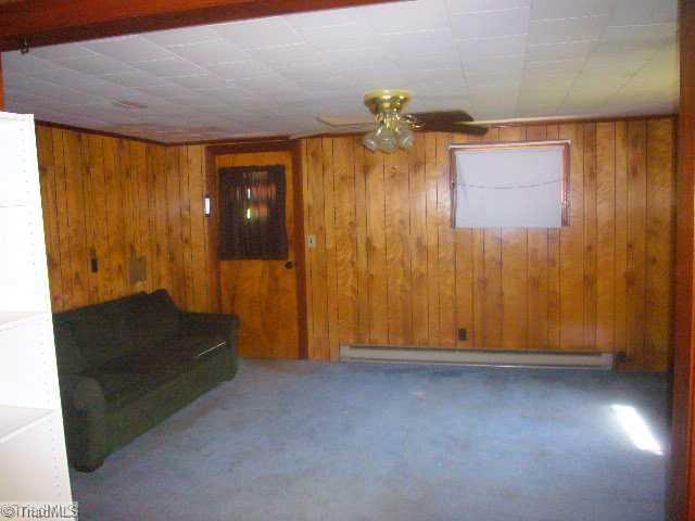 3041 Clyde Road Boonville, NC 27011 - Photo 6 of 14 Den/Family/Great Room.