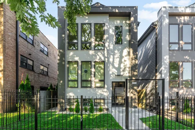 $665,000 | 6410 South Vernon Avenue, Chicago, IL 60637