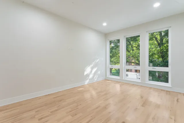 $665,000 | 6410 South Vernon Avenue, Chicago, IL 60637