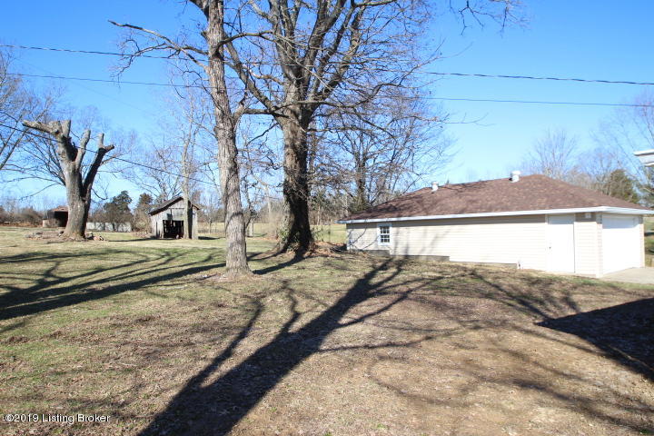 1056 Bonds Mill Road Lawrenceburg, KY 40342 - Photo 27 of 31 IMG_8611