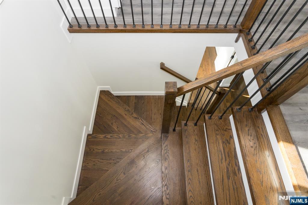 17 Warren Street, Unit 2 Bergenfield, NJ 07621 - Photo 7 of 28 a view of entryway