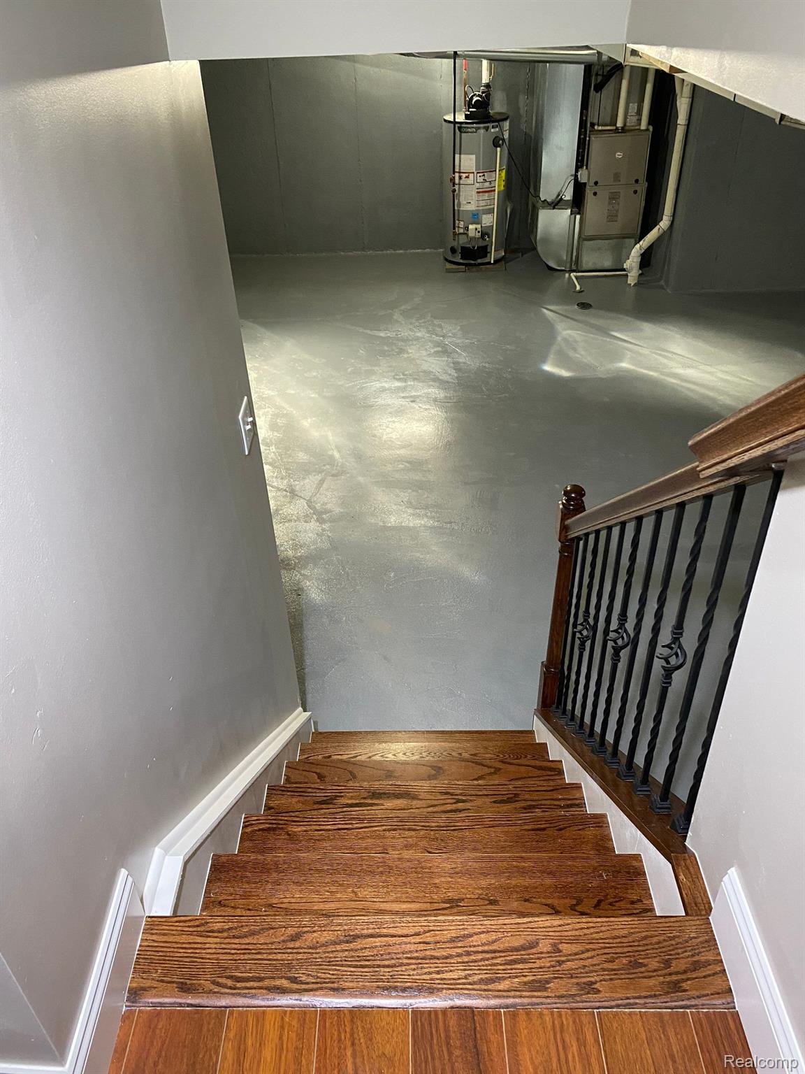 2073 Maplecrest Road Sterling Heights, MI 48310 - Photo 30 of 33 Staircase To Basement part 2