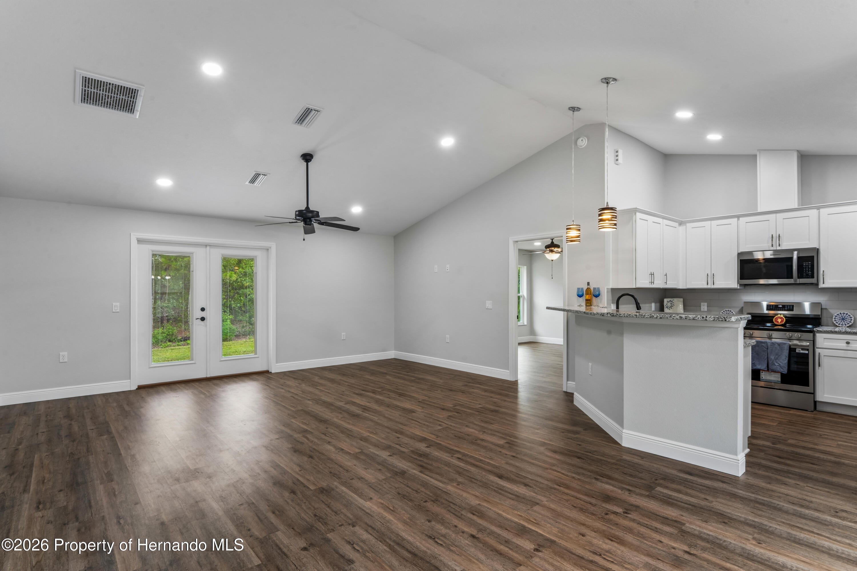 15093 Gonzo Road Weeki Wachee, FL 34614 - Photo 10 of 65 Gallery Image 10