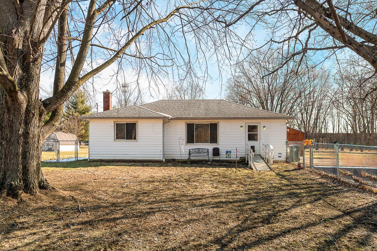 2380 Stelzer Road Columbus, OH 43219 - Photo 1 of 16 2380 Stelzer