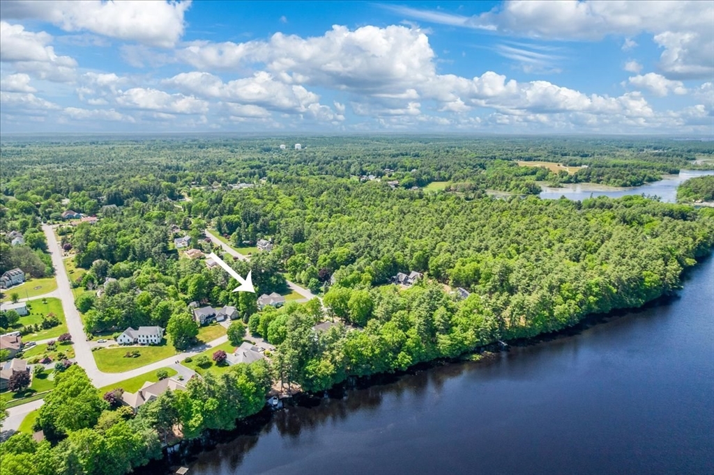 39 Waterfall Road Acushnet, MA 02743 - Photo 29 of 32 a view of a garden with a building