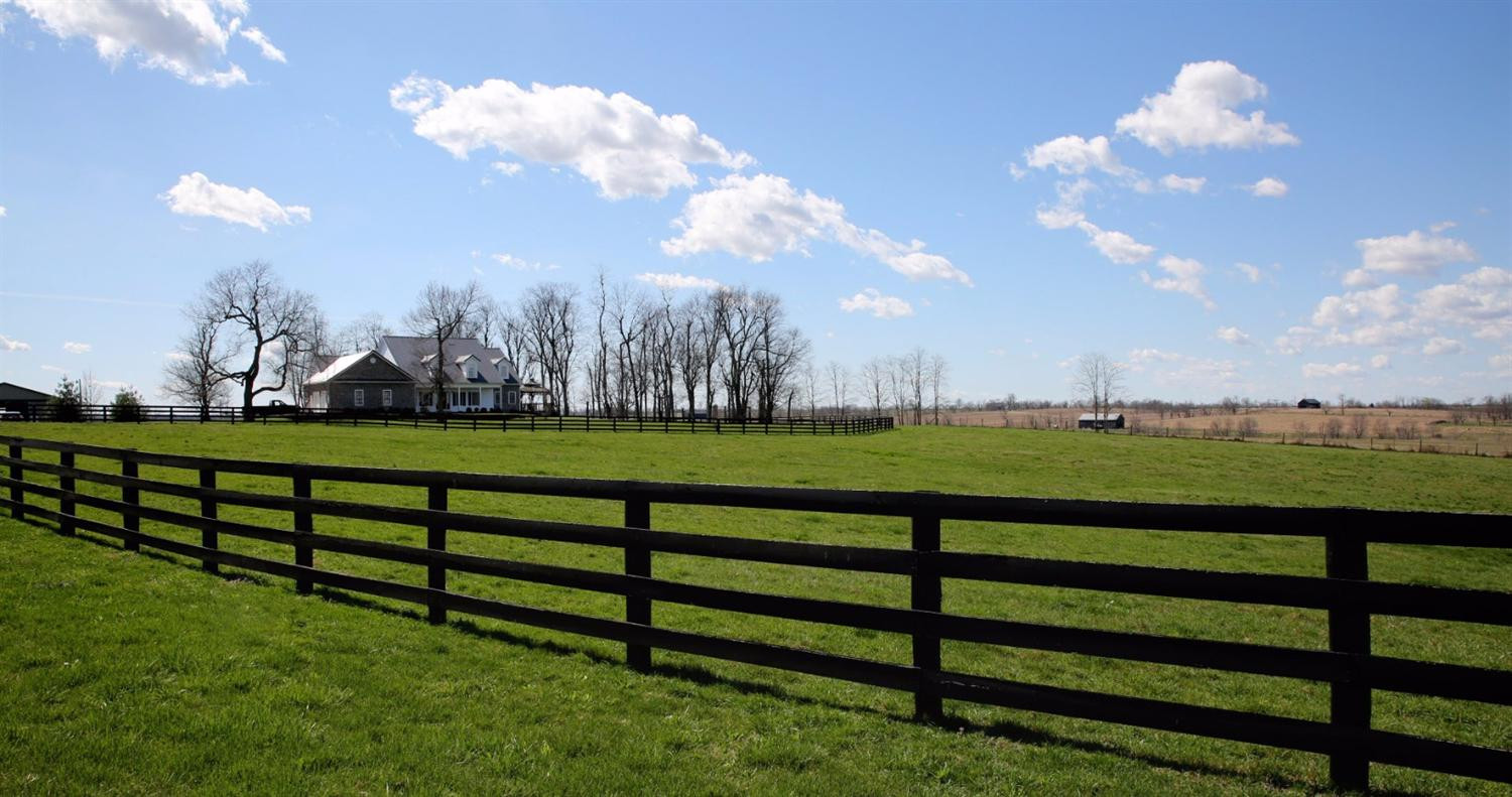 816 Hutchison Road Paris, KY 40361 - Photo 3 of 35 Photo 3